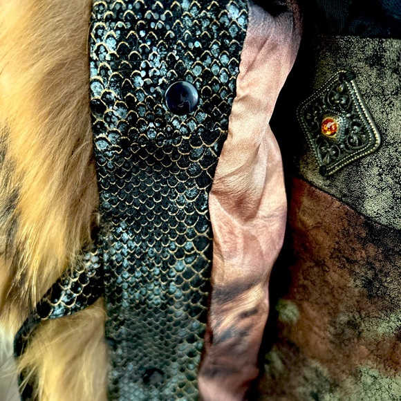 ✨NWOT✨ CACHE Absolutely Stunning Snake Leather Jacket with Fur Trim - Size 4 - Picture 11 of 12